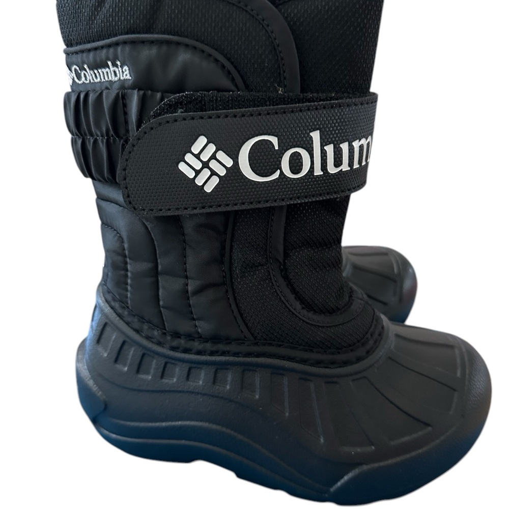 Columbia Black Quilted Rain and Snow Boots with Velcro Strap